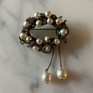 Elegant Miriam Haskell Antique Brooch
